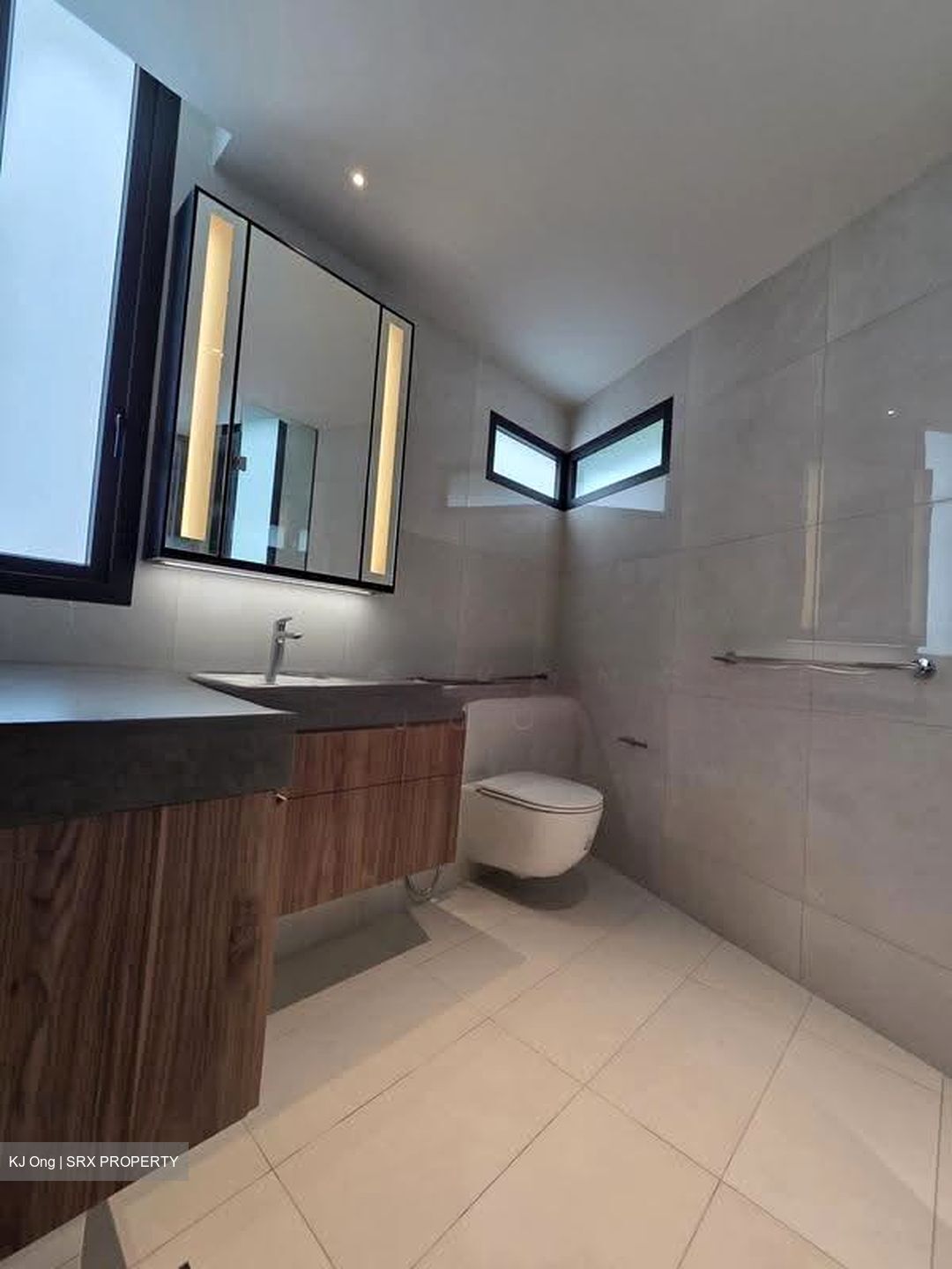 Greenbank Park (D21), Semi-Detached #631037401